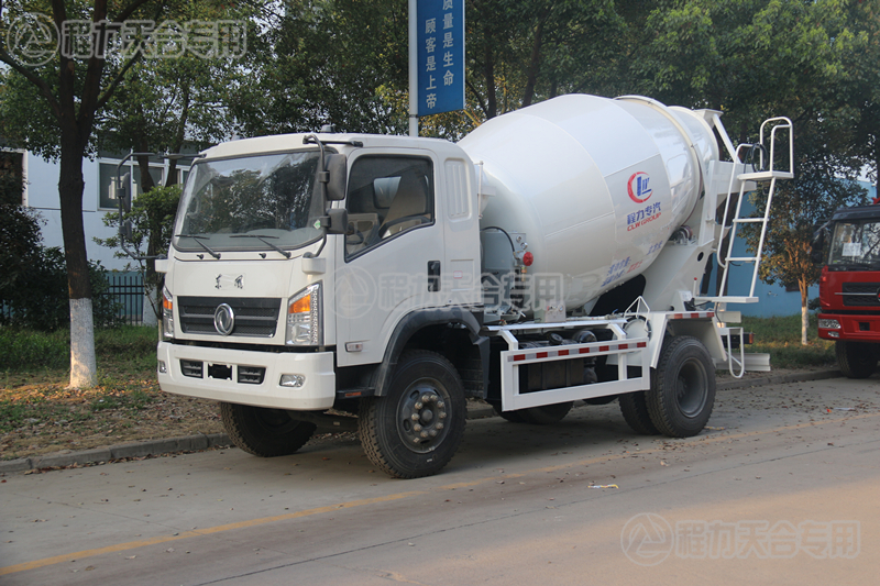 東風(fēng)攪拌車(chē)