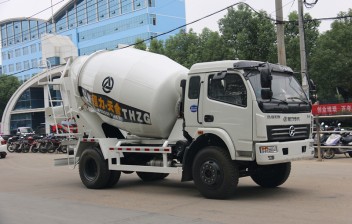 大運(yùn)運(yùn)隆3方攪拌車(chē)