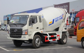 時(shí)代中馳3方攪拌車(chē)