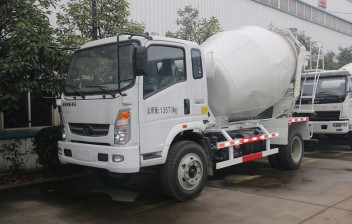 重汽豪曼3方攪拌車(chē)