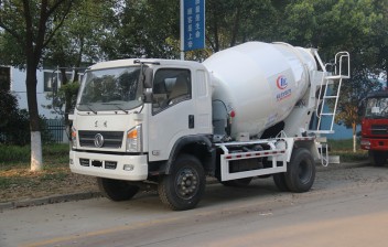東風(fēng)創(chuàng)普3方攪拌車(chē)