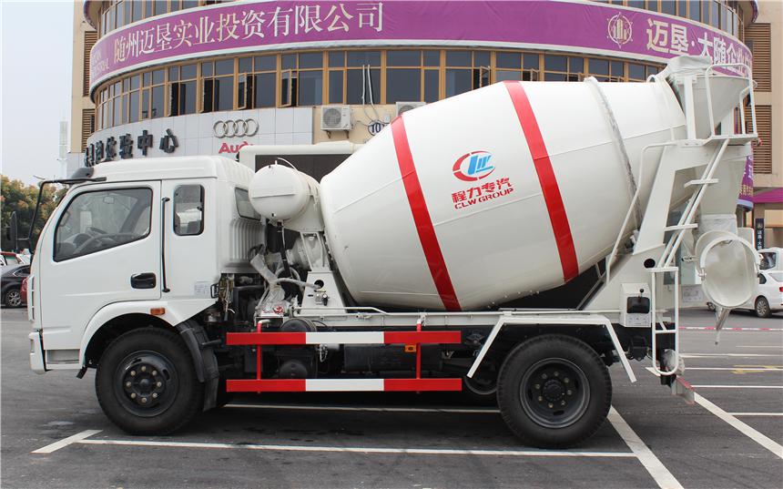 東風3方混凝土攪拌車正側(cè)面圖片