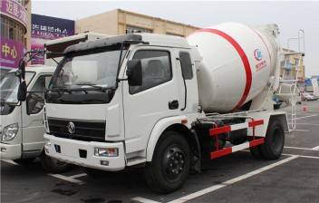 東風(fēng)單橋5方混凝土攪拌車