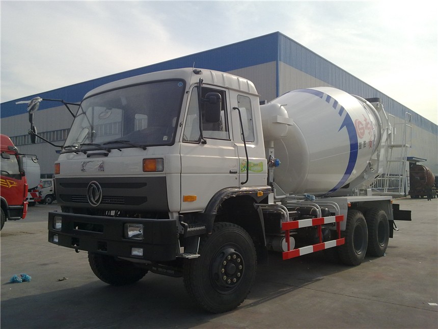 東風(fēng)攪拌車展示圖8