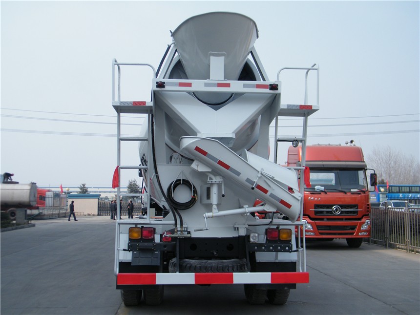 東風(fēng)攪拌車展示圖9