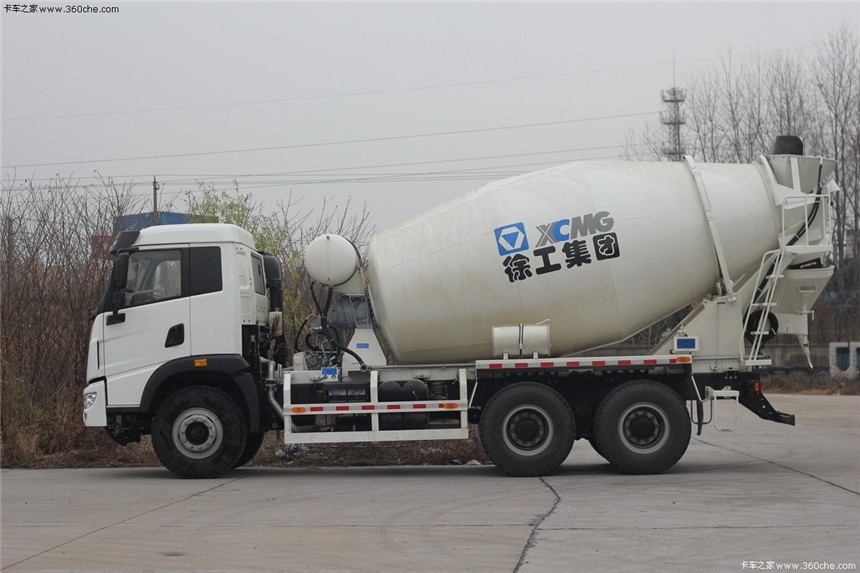 徐工攪拌車展示圖3