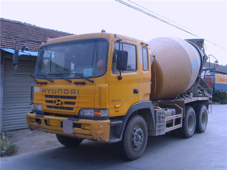 現(xiàn)代攪拌車展示圖1
