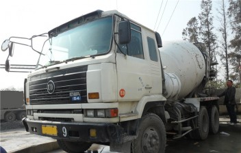 其他品牌攪拌車(chē)圖集