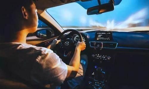 國六排放標準夭折，為何突然被撤回，消息一出車企瞬間復活！